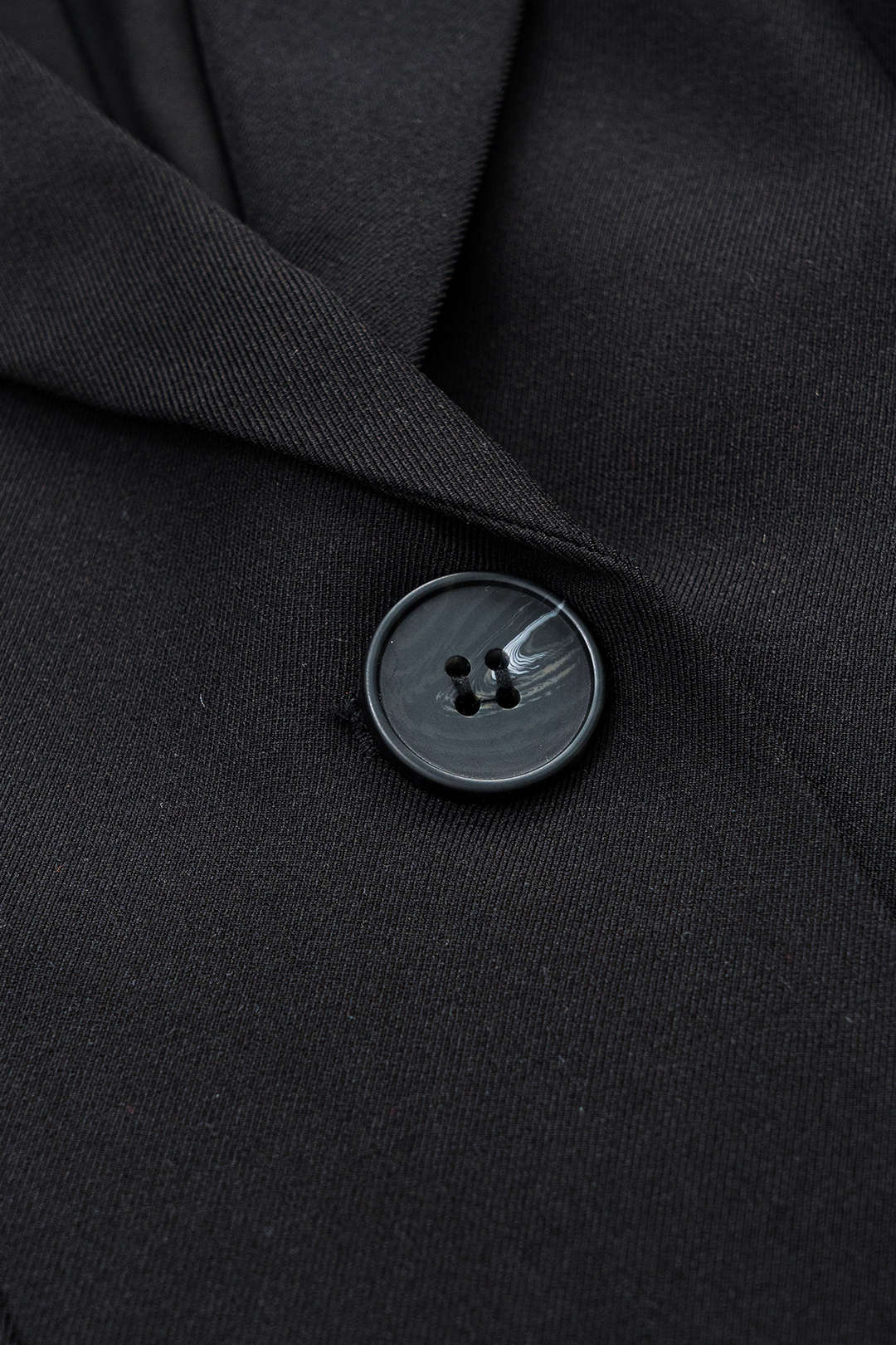 Tailored Longline Blazer – Classic Elegance for Every Occasion