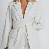 Tailored Belted Blazer with Wide Lapels and Sleek Silhouette