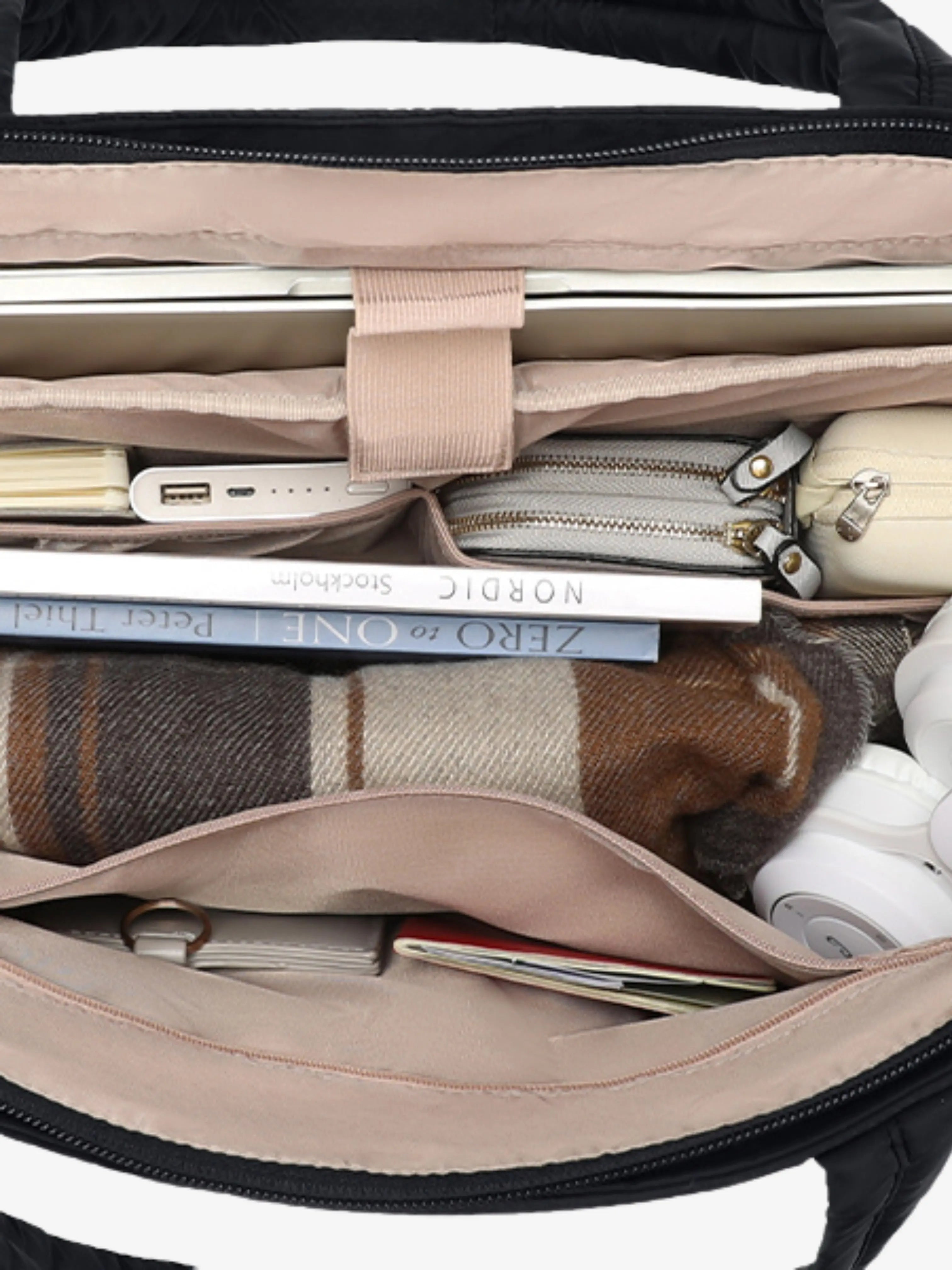 Quilted Shoulder Tote Bag with Padded and Structured Design