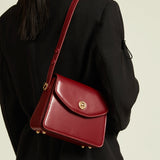 Elegant Structured Shoulder Bag – Timeless Everyday Handbag