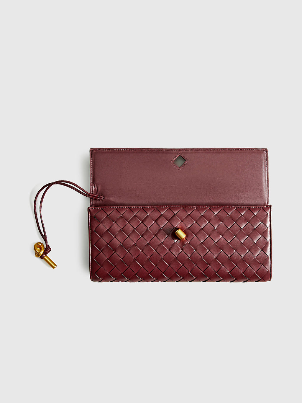 Woven Flap Clutch & Shoulder Bag – Stylish and Versatile Design