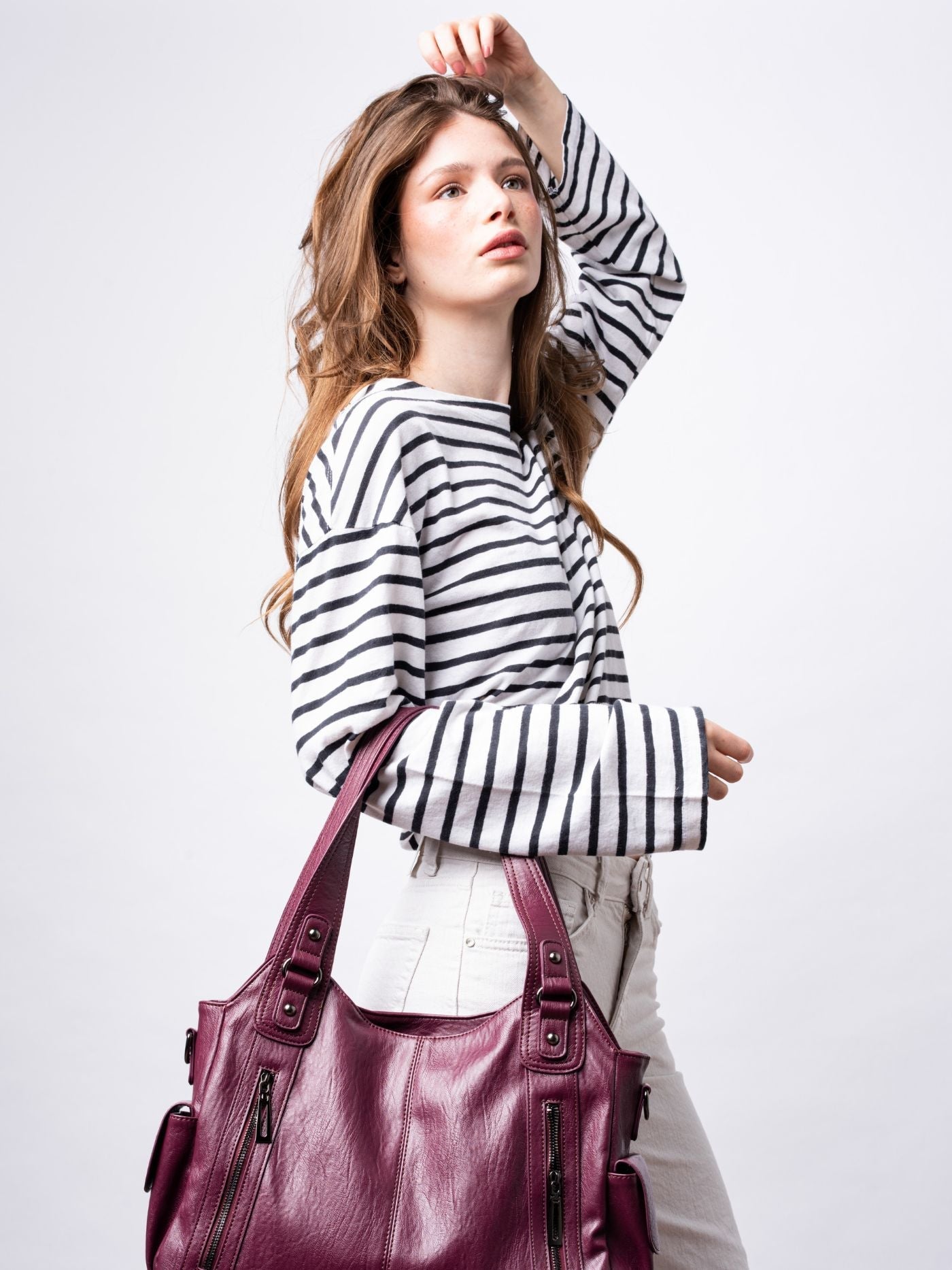 Classic Shoulder Bag with Adjustable Strap and Multiple Compartments