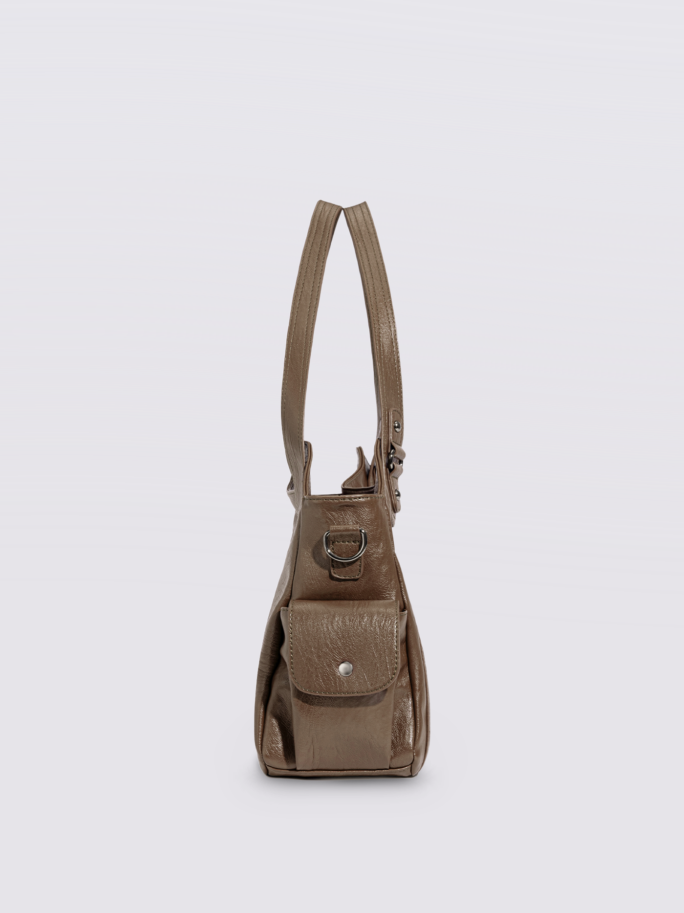 Classic Shoulder Bag with Adjustable Strap and Multiple Compartments