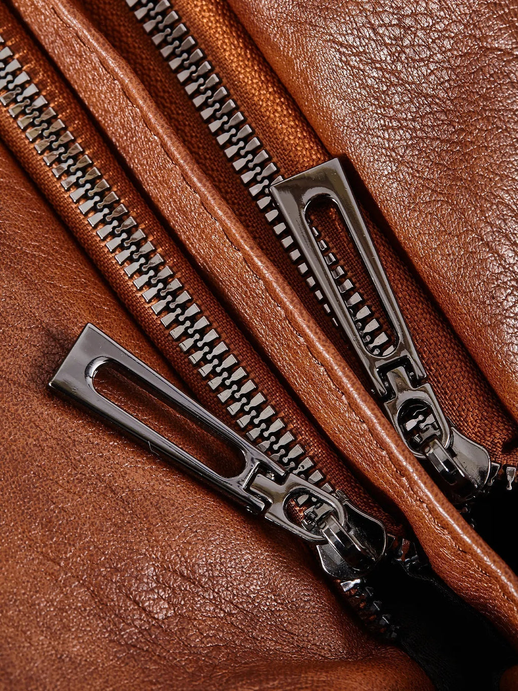 Classic Shoulder Bag with Adjustable Strap and Multiple Compartments