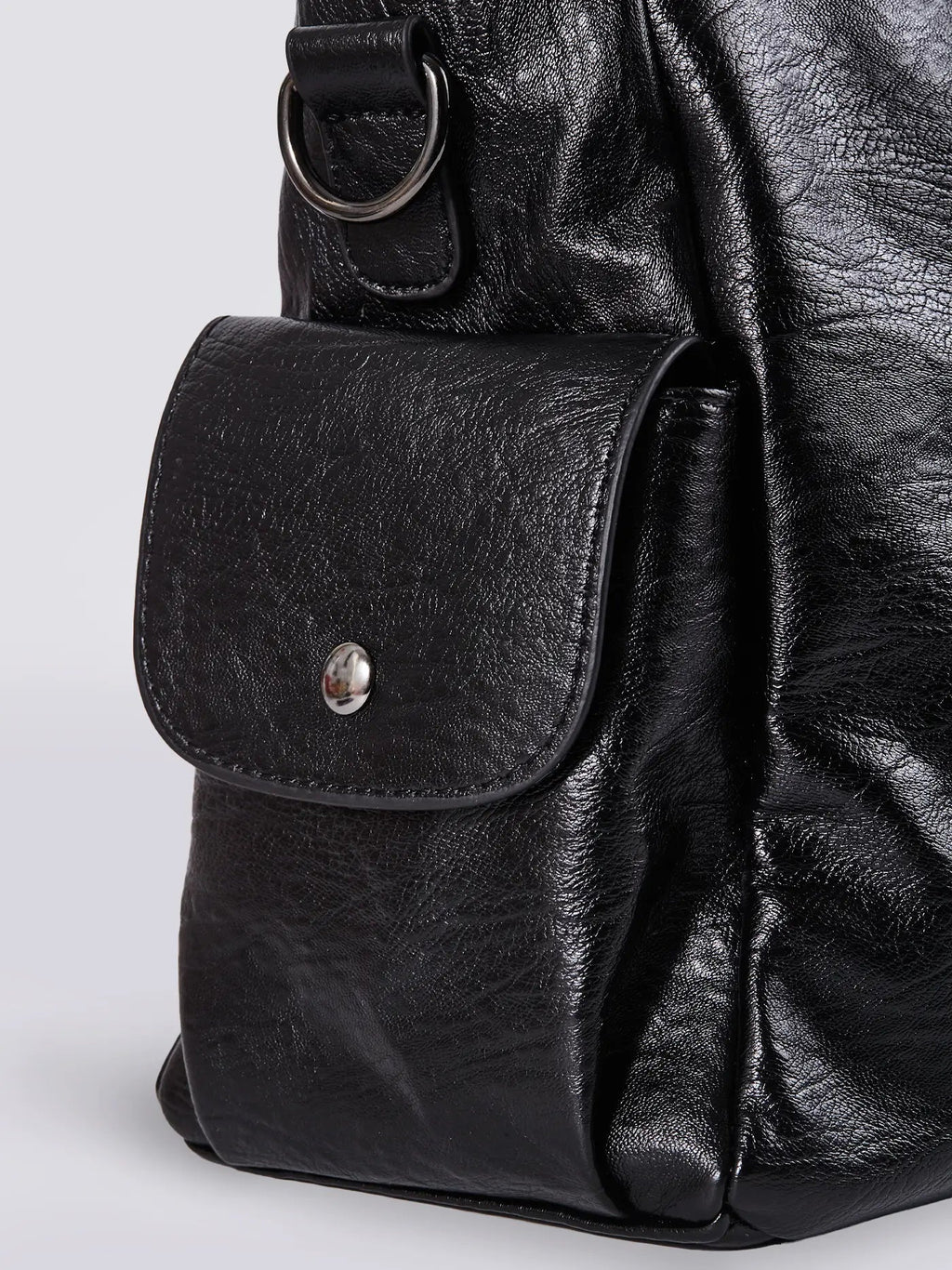 Classic Shoulder Bag with Adjustable Strap and Multiple Compartments