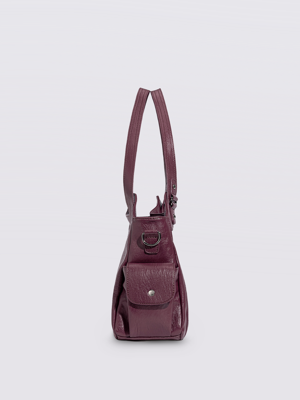 Classic Shoulder Bag with Adjustable Strap and Multiple Compartments